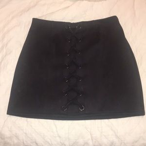 Windsor Velvet Black Skirt